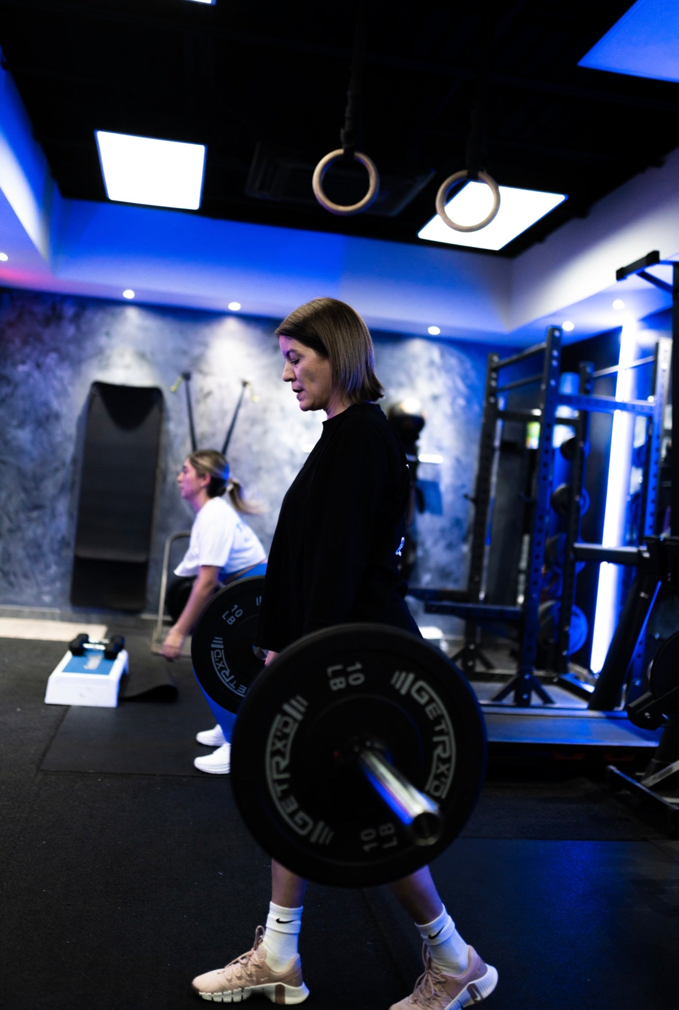 16 semiprivate training sessions